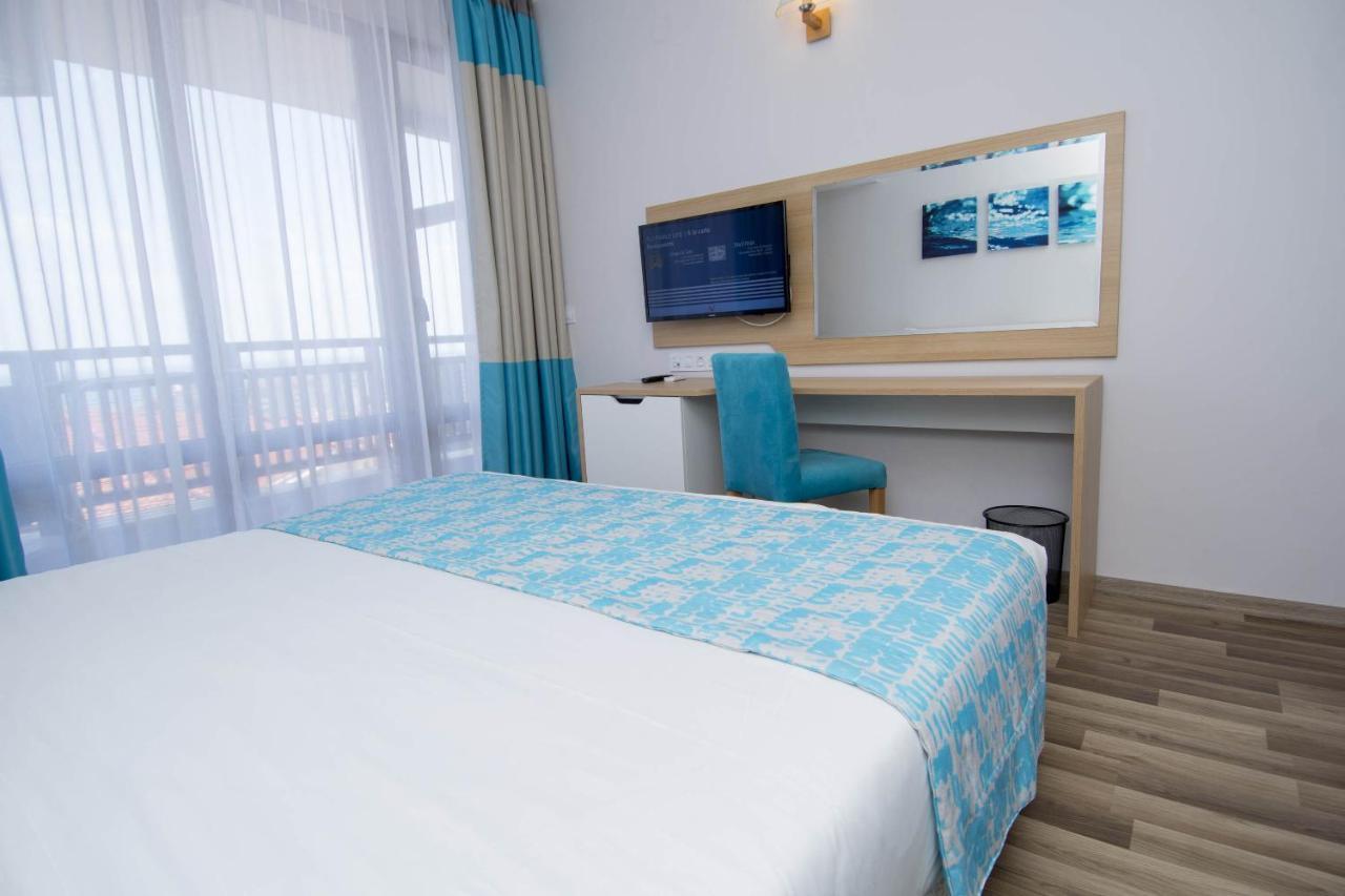 Nevis Resort & Aqua Park Сонячний Берег Екстер'єр фото