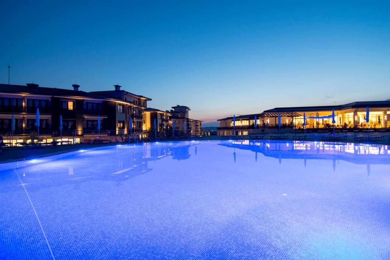 Nevis Resort & Aqua Park Сонячний Берег Екстер'єр фото