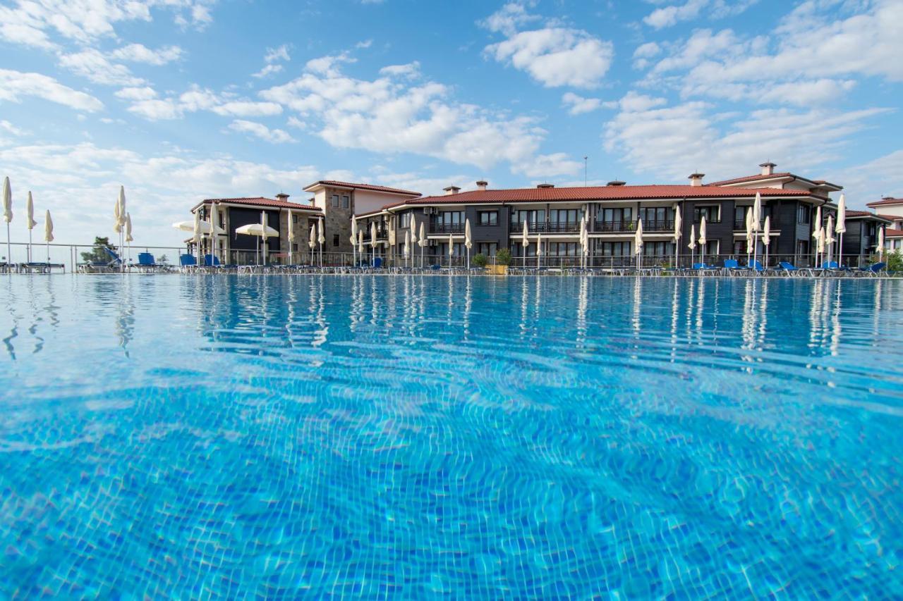 Nevis Resort & Aqua Park Сонячний Берег Екстер'єр фото