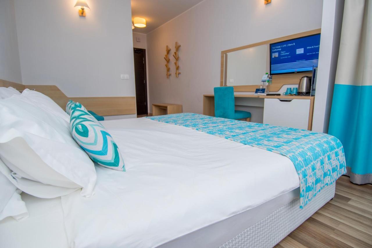Nevis Resort & Aqua Park Сонячний Берег Екстер'єр фото