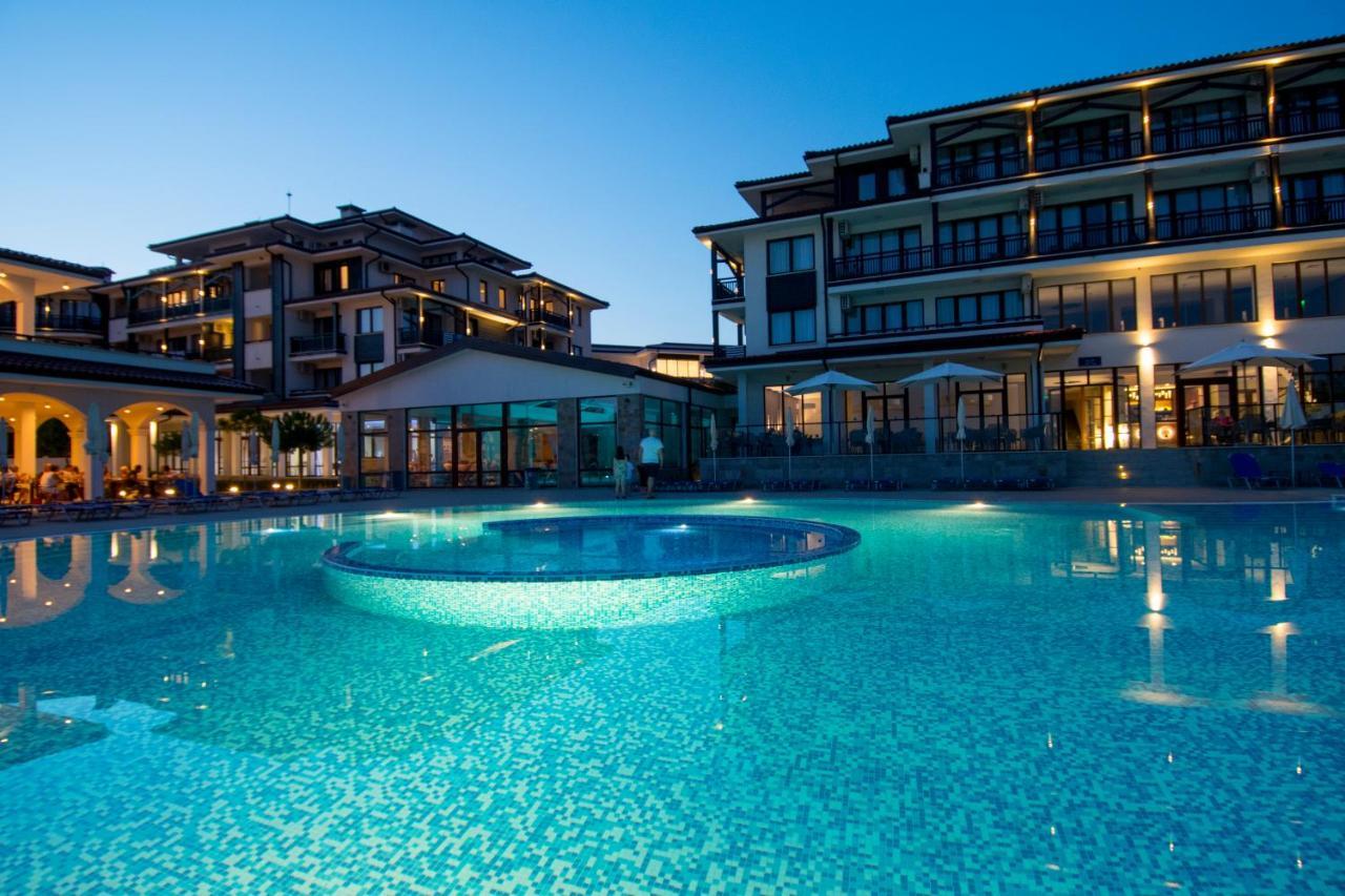 Nevis Resort & Aqua Park Сонячний Берег Екстер'єр фото