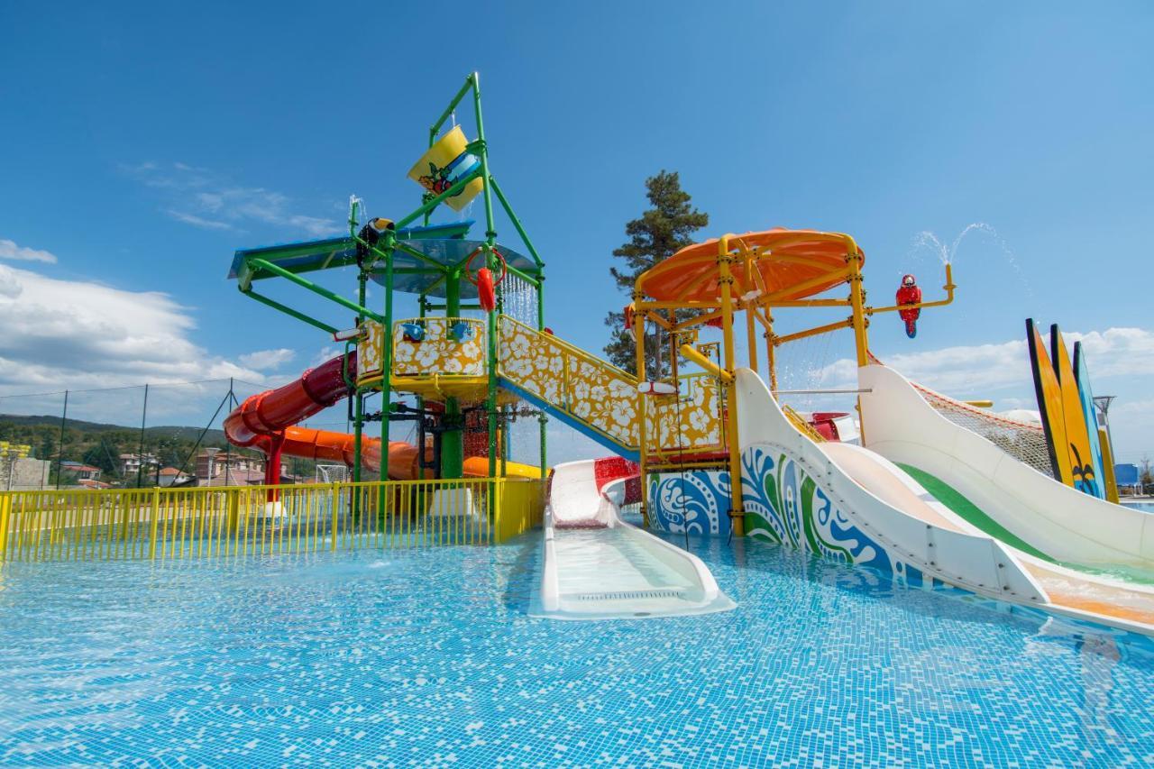 Nevis Resort & Aqua Park Сонячний Берег Екстер'єр фото